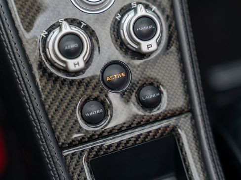 Used 2016 McLaren 650S Spider RWD image 42
