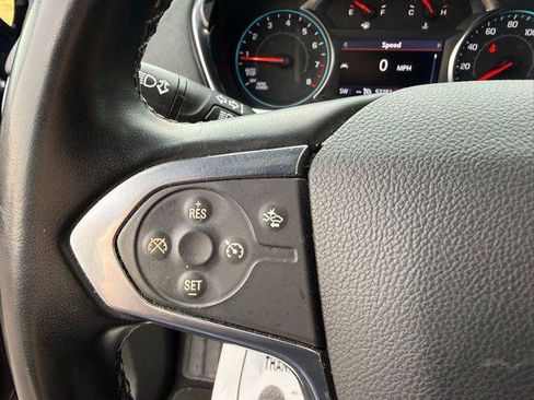 Used 2023 Chevrolet Traverse LT FWD image 8