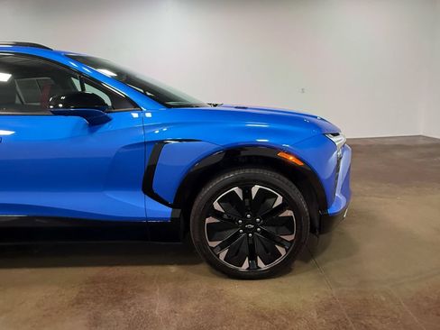 Used 2025 Chevrolet Blazer EV RS AWD/4WD image 30