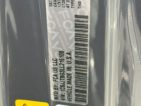 Used 2020 Jeep Gladiator Rubicon image 31