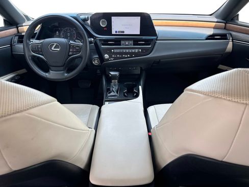 Used 2024 Lexus ES 350 w/ Premium Package FWD image 14