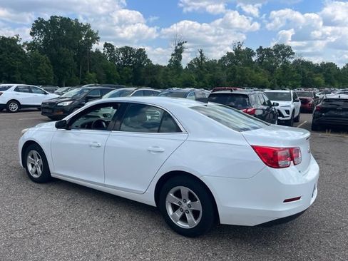 Used 2015 Chevrolet Malibu LS FWD image 4