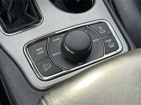 Used 2020 Jeep Grand Cherokee High Altitude image 19