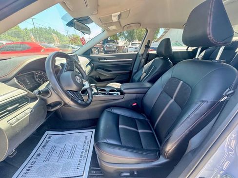 Used 2024 Nissan Altima 2.5 SR image 14