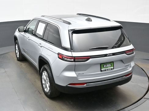 Used 2024 Jeep Grand Cherokee Limited image 34