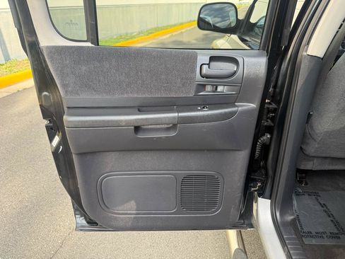 Used 2004 Dodge Dakota SLT w/ Deluxe Convenience Group AWD/4WD image 18