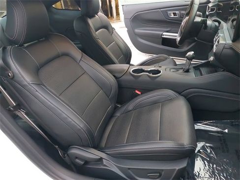Used 2024 Ford Mustang Premium image 10