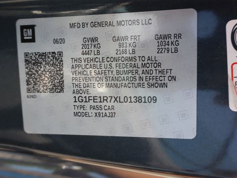 Used 2020 Chevrolet Camaro SS RWD image 38