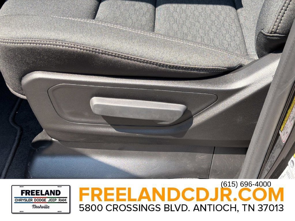 New 2026 RAM 1500 Express AWD/4WD image 20