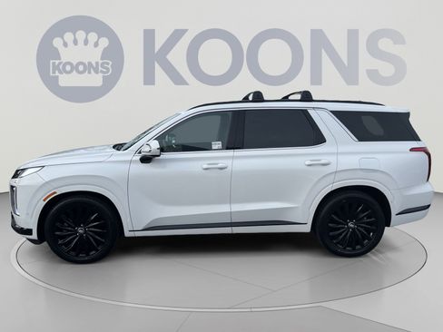 Used 2024 Hyundai Palisade Calligraphy AWD/4WD image 2