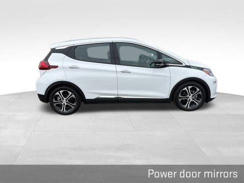 Used 2021 Chevrolet Bolt Premier image 16