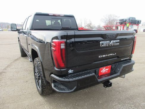 New 2026 GMC Sierra 2500 Denali Ultimate w/ Max Trailering Package image 11