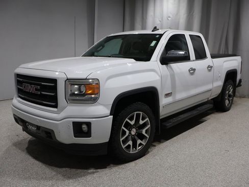 Used 2015 GMC Sierra 1500 SLT w/ All-Terrain Package image 8
