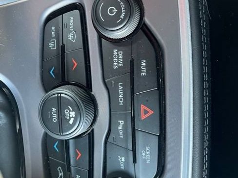 Used 2022 Dodge Challenger R/T Scat Pack RWD image 21