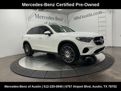 Used 2026 Mercedes-Benz GLC 300 image 1
