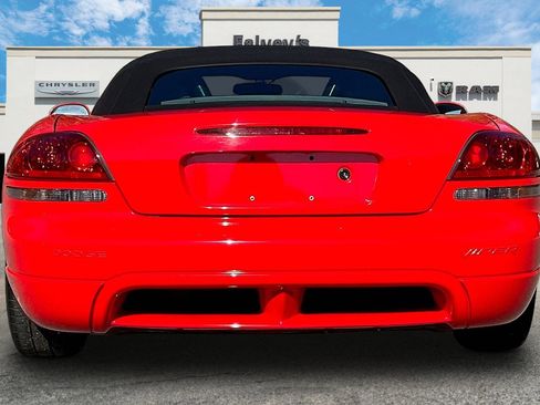 Used 2003 Dodge Viper SRT-10 image 4