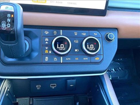 Used 2023 Land Rover Defender 130 First Edition image 24