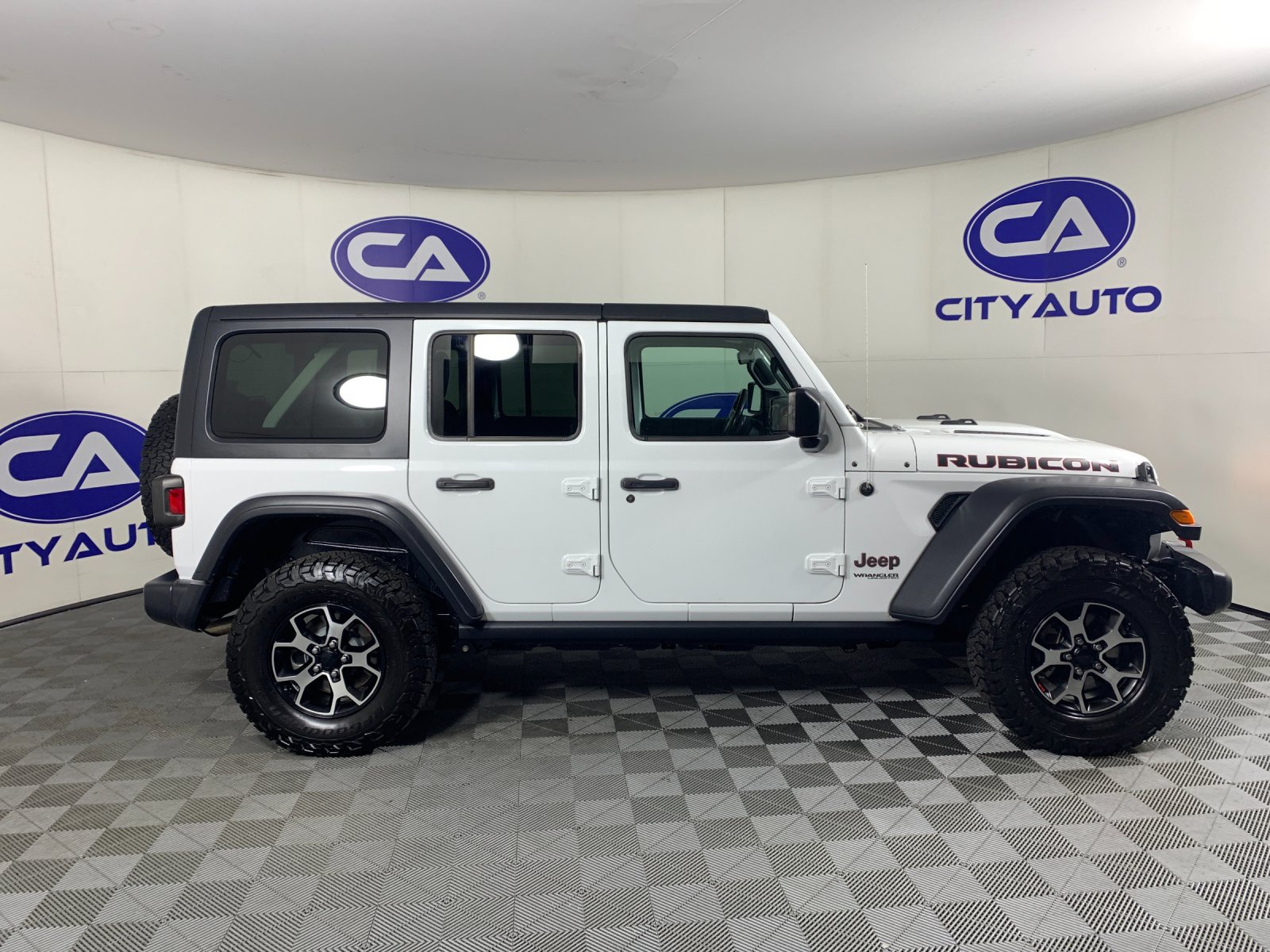 Used 2020 Jeep Wrangler Unlimited Rubicon AWD/4WD image 2