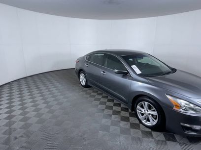 Used 2014 Nissan Altima 2.5 SV