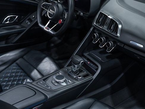 Used 2022 Audi R8 V10 performance RWD image 55