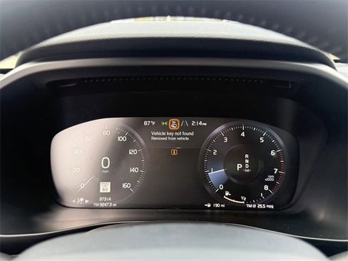 Used 2019 Volvo XC40 T5 Momentum image 21