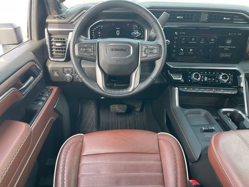 Used 2025 GMC Sierra 2500 Denali Ultimate w/ Max Trailering Package image 2