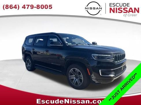 Used 2024 Jeep Wagoneer Series II w/ Flexible Seating Group image 1
