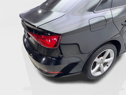 Used 2015 Audi A3 1.8T Premium image 18