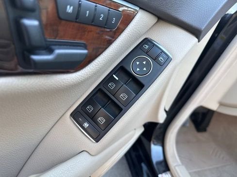 Used 2014 Mercedes-Benz C 300 4MATIC Sedan image 11