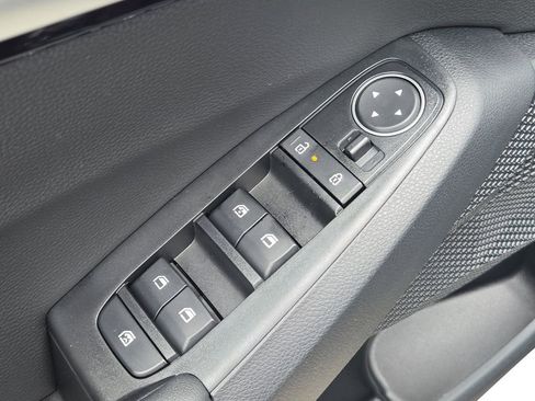 New 2026 Kia Seltos S image 16