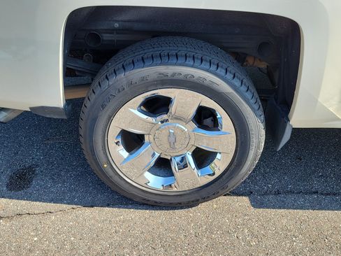 Used 2014 Chevrolet Silverado 1500 LTZ RWD image 37