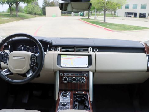 Used 2017 Land Rover Range Rover HSE AWD/4WD image 20