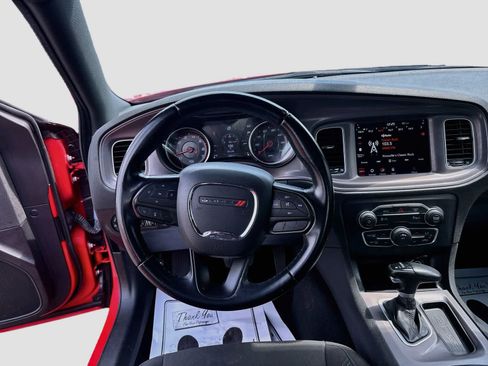 Used 2023 Dodge Charger SXT RWD image 11
