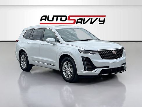 Used 2025 Cadillac XT6 Luxury FWD image 1