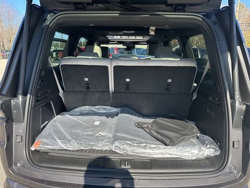 New 2026 Jeep Grand Wagoneer Limited AWD/4WD image 28