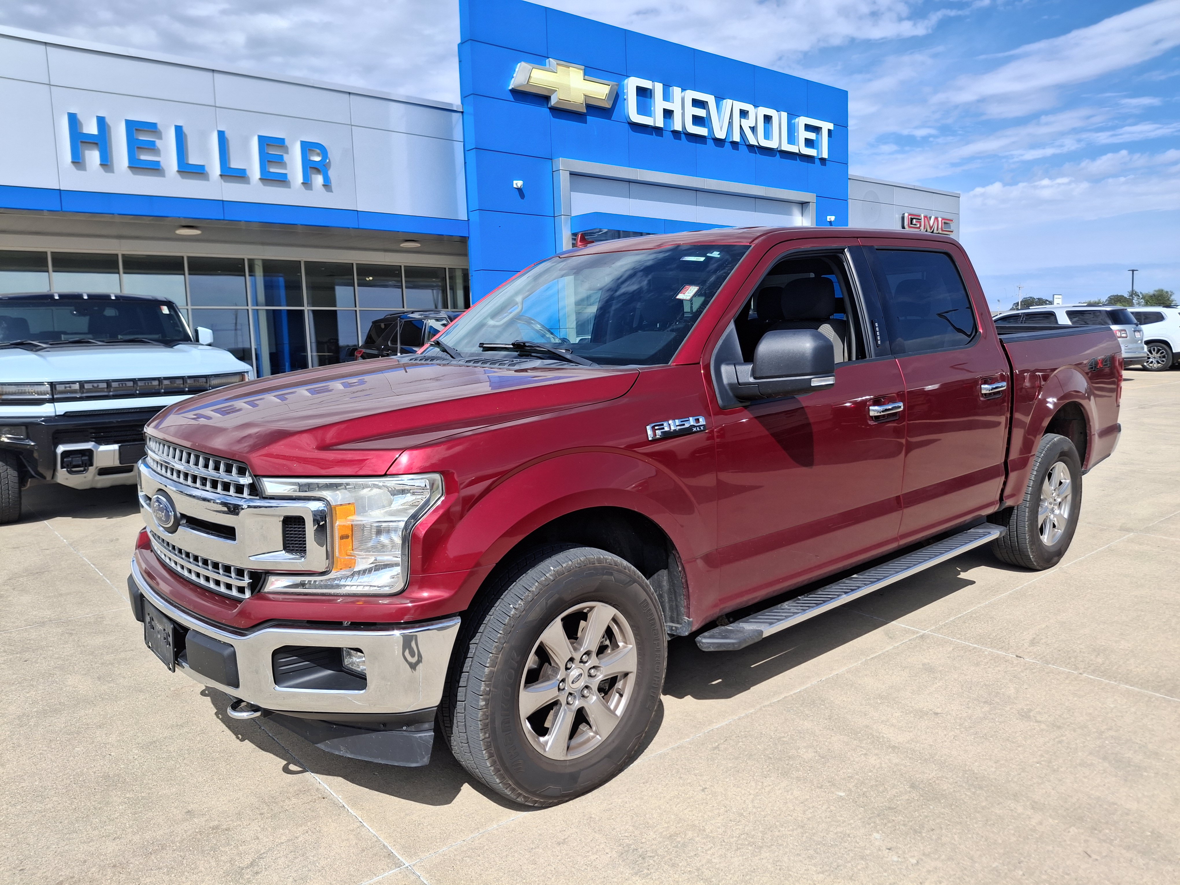 Used 2018 Ford F150 XLT w/ Equipment Group 302A Luxury AWD/4WD image 3