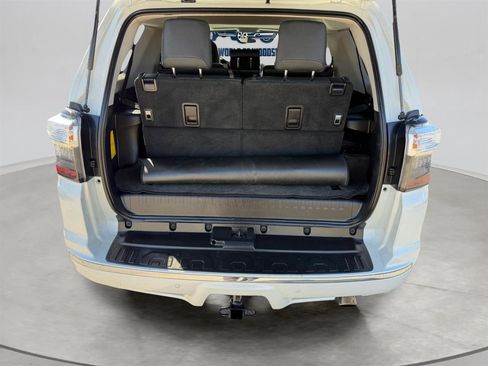 Used 2016 Toyota 4Runner Limited image 30