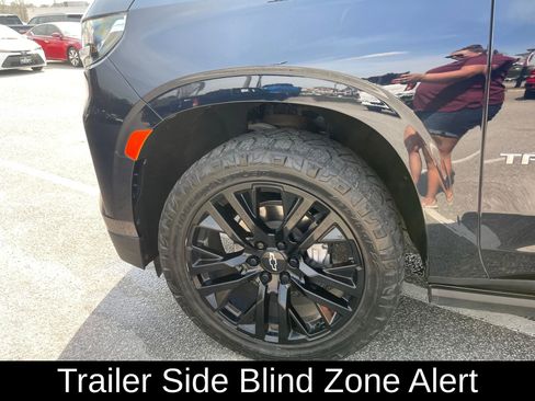 Used 2023 Chevrolet Tahoe High Country w/ Premium Package image 10