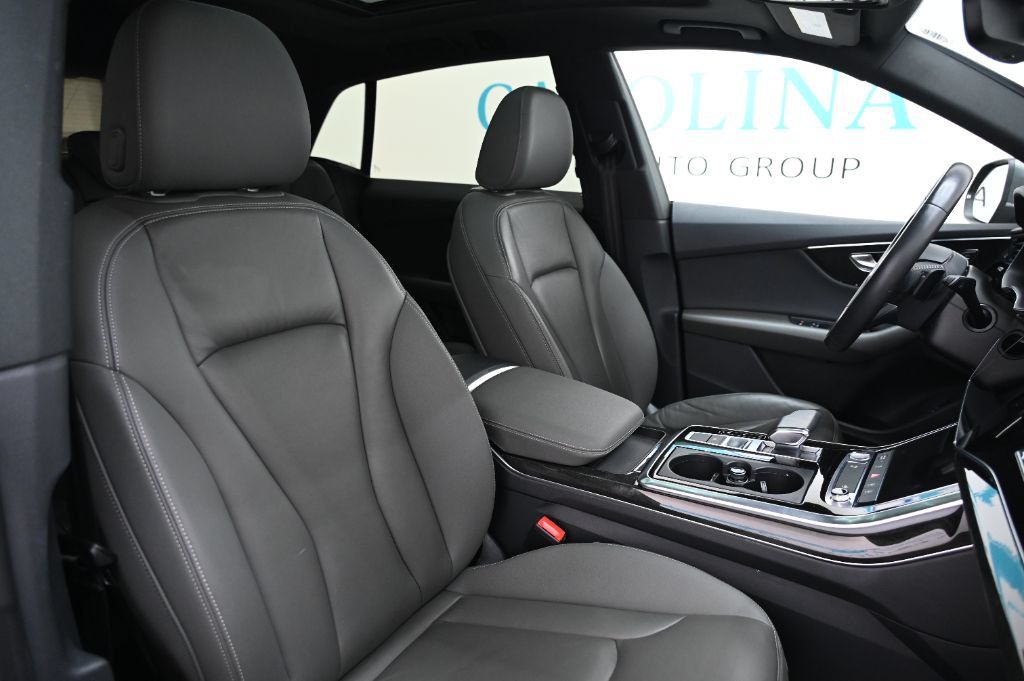 Used 2020 Audi Q8 Premium w/ Cold Weather Package AWD/4WD image 23