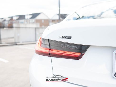 Used 2020 BMW 330i xDrive Sedan w/ Premium Package image 47