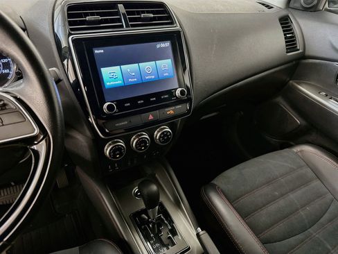 Used 2024 Mitsubishi Outlander Sport AWD image 25