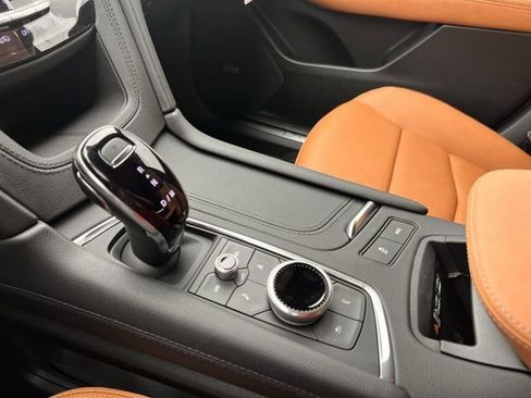 New 2026 Cadillac XT5 Premium Luxury image 17