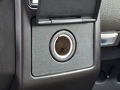 Used 2020 Ford Expedition Limited image 28