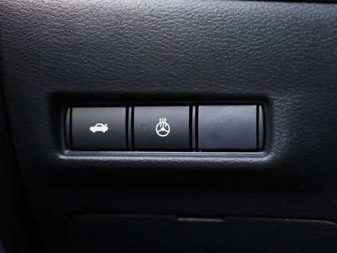 New 2026 Nissan Sentra SR FWD image 19