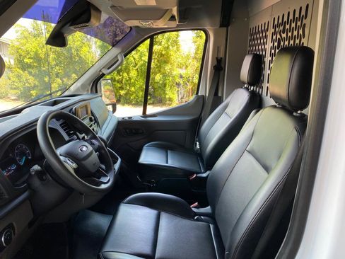 Used 2020 Ford Transit 250 Medium Roof RWD image 24