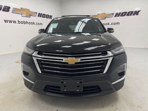 Used 2022 Chevrolet Traverse LT w/ LPO, 'HIT The Road' Package image 2