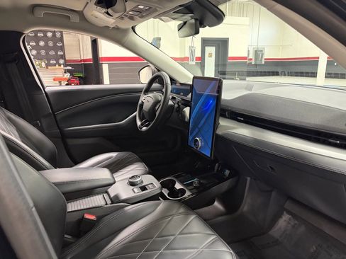 Used 2021 Ford Mustang Mach-E Select w/ Comfort/Technology Package image 34