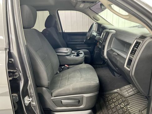 Used 2018 RAM 1500 Express w/ Express Value Package AWD/4WD image 21