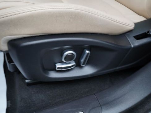 Used 2020 Jaguar F-PACE Premium AWD/4WD image 22