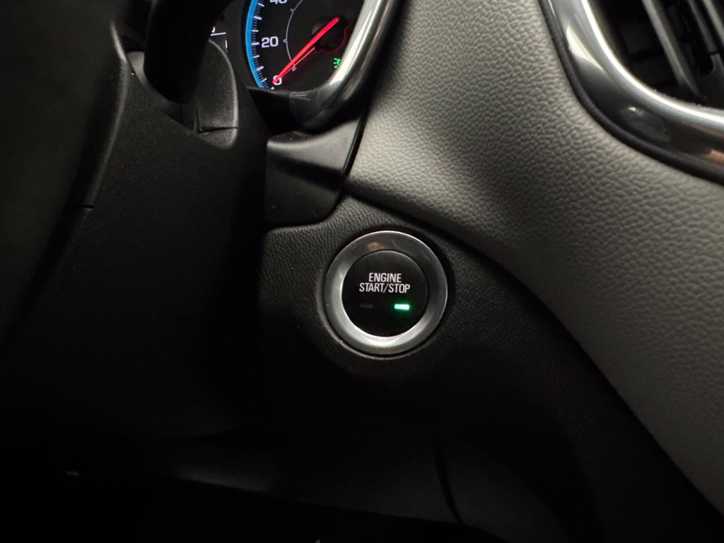 Used 2020 Chevrolet Equinox LS AWD/4WD image 22